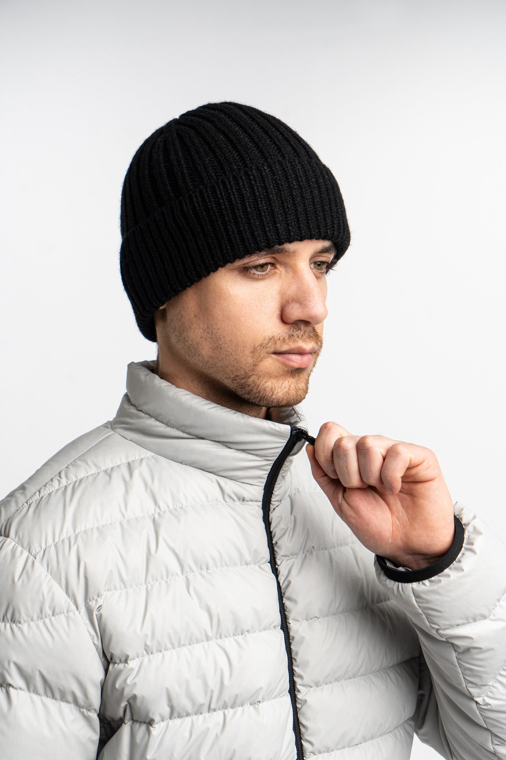 Premium 800 fill power, giving high warmth-to-weight ratio