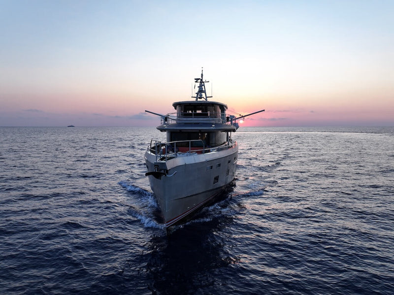 Take the Arksen 85  for a test at sea.