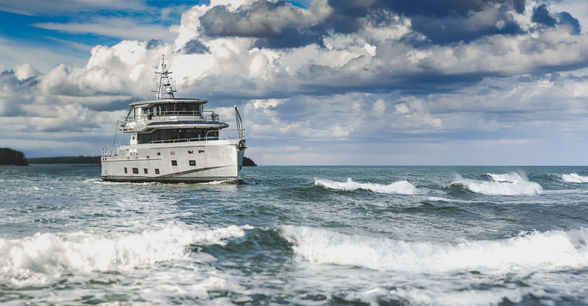 Class-defining explorer yachts