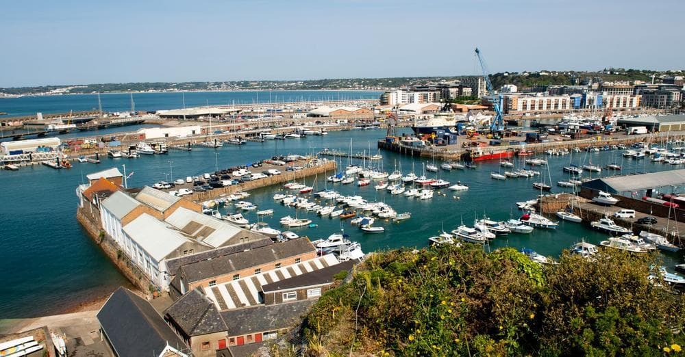 South-Pier-St