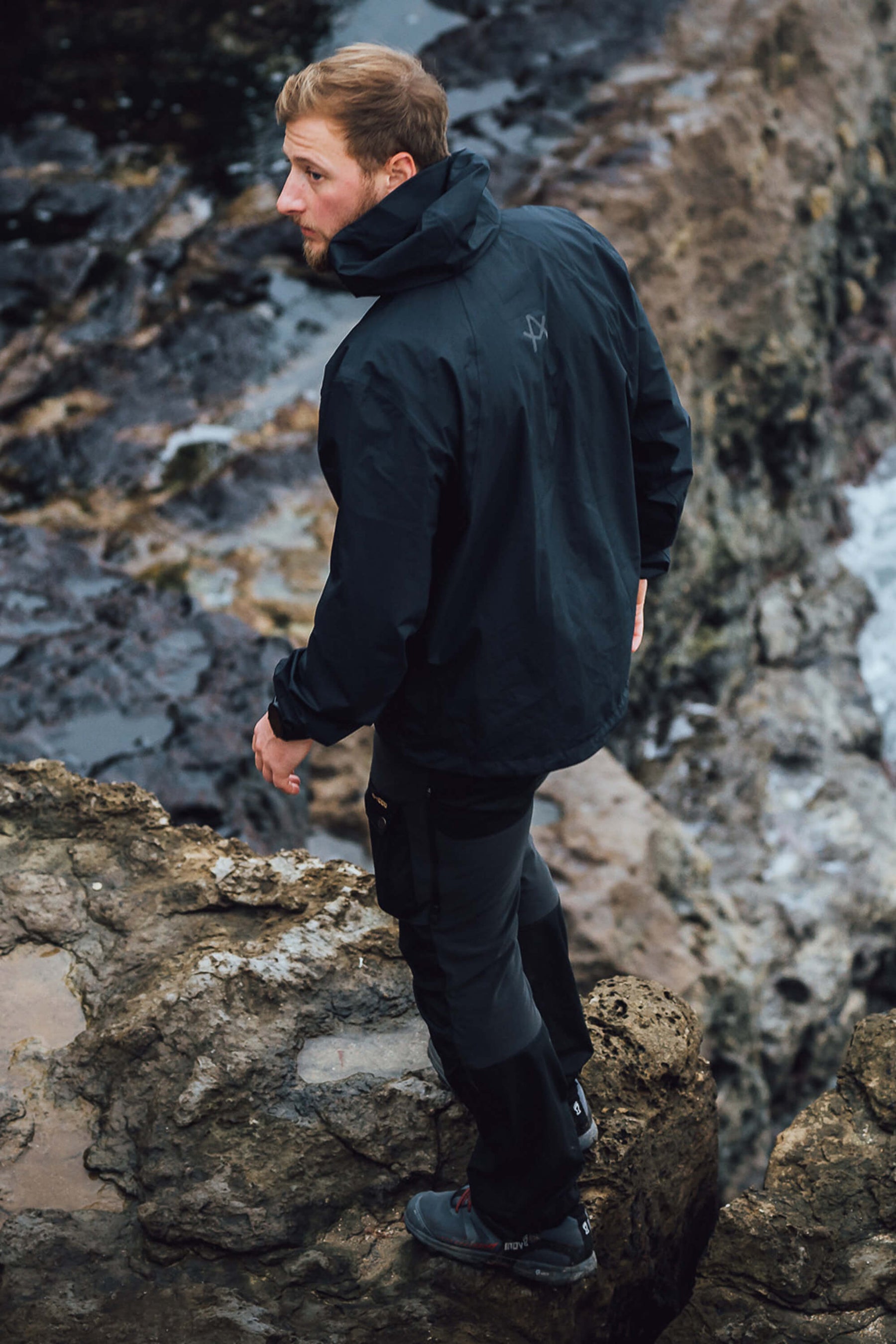 Cayus 2.5L Waterproof Packable Jacket