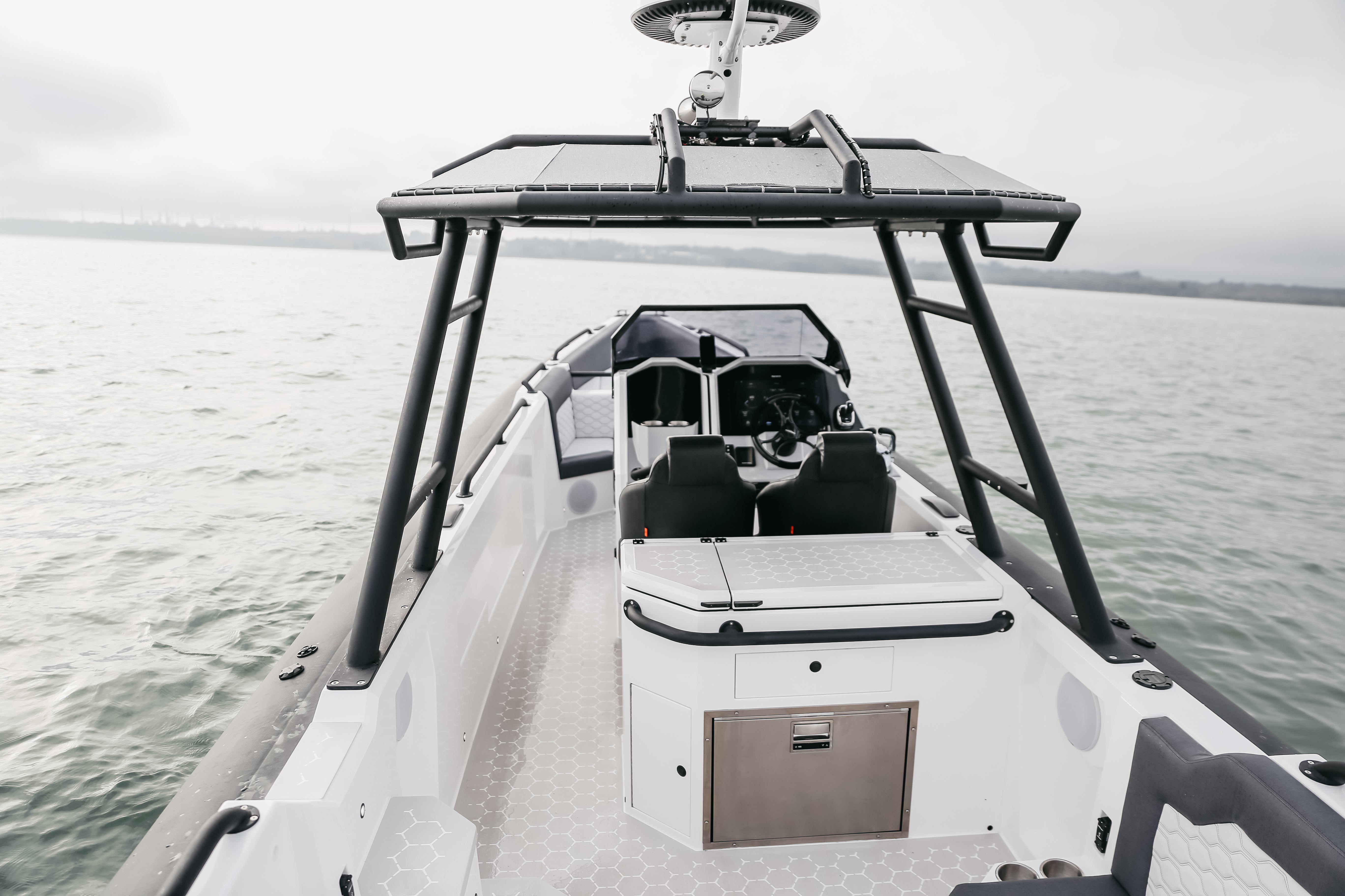 Arksen Custom 10.8 D-RIB ‘Special Edition’ | Arksen